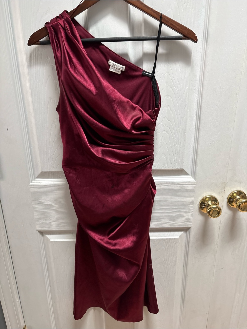 London Times One-Shoulder Satin Dress in Burgundy